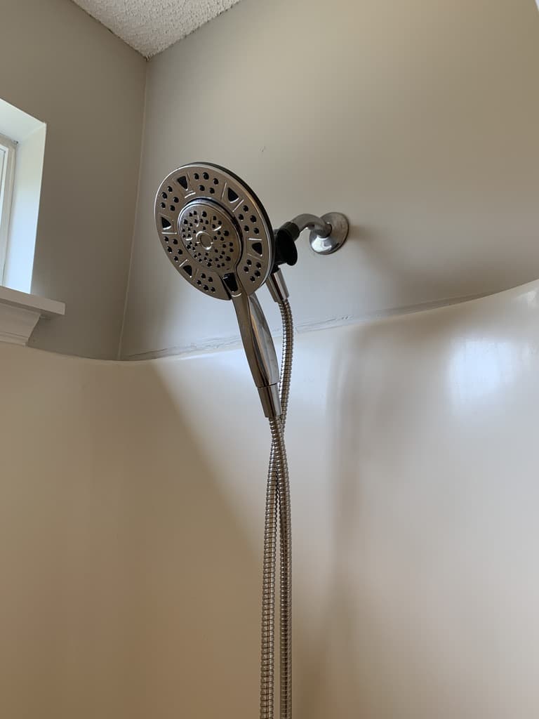 Hall bath showerhead