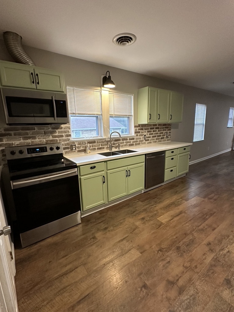 Pretty kitchen